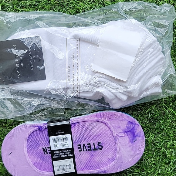 Steve Madden Vibrant Pink and Classic White No Show Socks Bundle NEW - Picture 2 of 4